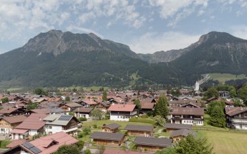 Goldbrunn Blick Richtung Oberstdorf