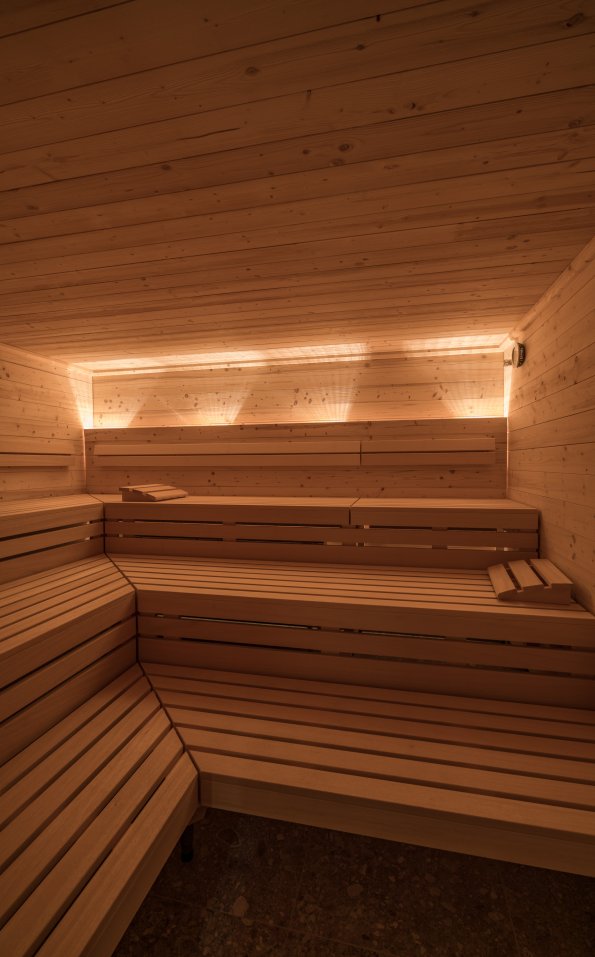 Goldbrunn Wellnessbereich-012-3000