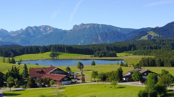 Blick auf die Ostallgäuer Berge vom Alpenseehof