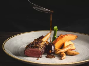 Csm 04 kulinarik hotel berwangerhof obermaiselstein allgaeu alpenspa sauna indoorpool zimmer restaurant d797012b0e