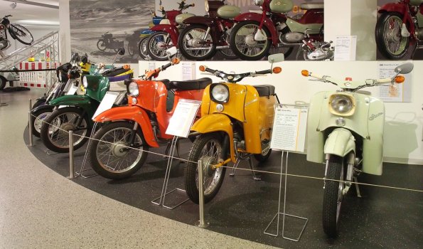 Suhl Fahrzeugmuseum - Simson