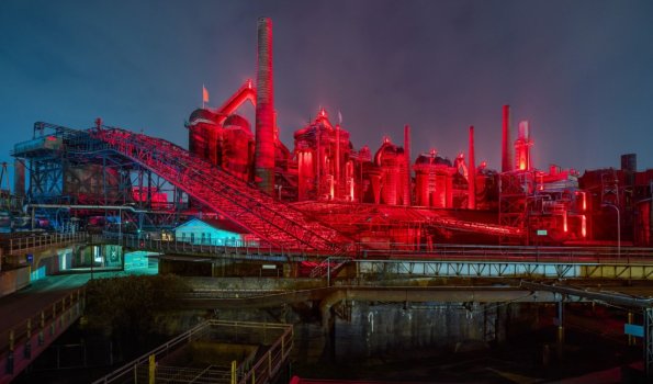 Völklinger Hütte Hochofengruppe Rot ©Oliver Dietze
