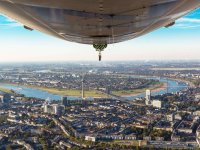 Luftaufnahme unter dem Zeppelin