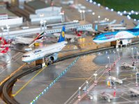 Modellschau - Start- und Landebahn