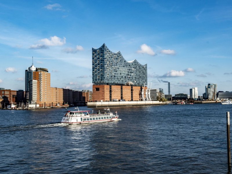 Commodore DSC und Elbphilharmonie