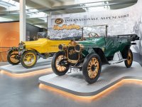 Alpensieger und Horch 12 28 PS