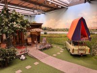 Datsche + Dachzelttrabi von schräg oben