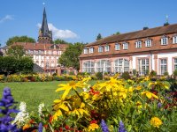 Lustgarten mit Orangerie und Schloss