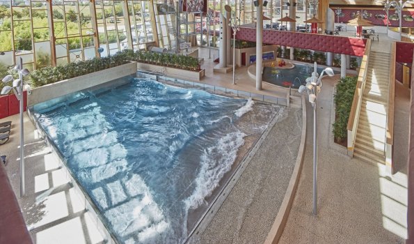 Les Thermes Luxemburg - Wellenbecken