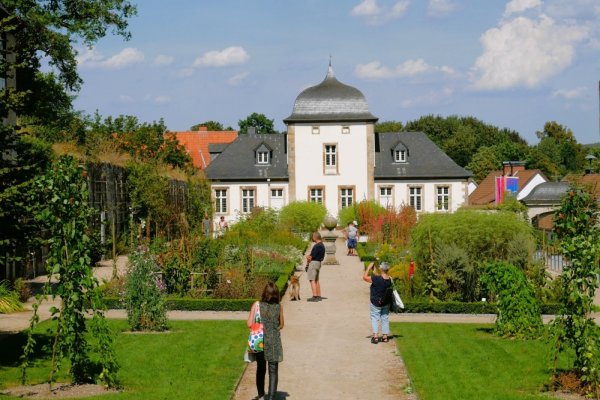 Museum Kloster Dalheim - Lnager Garten und Orangerie