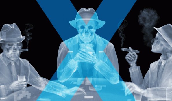 X-RAY - Dei Macht des Röntgenblicks Nick Veasey, Poker, 2020 © Nick Veasey