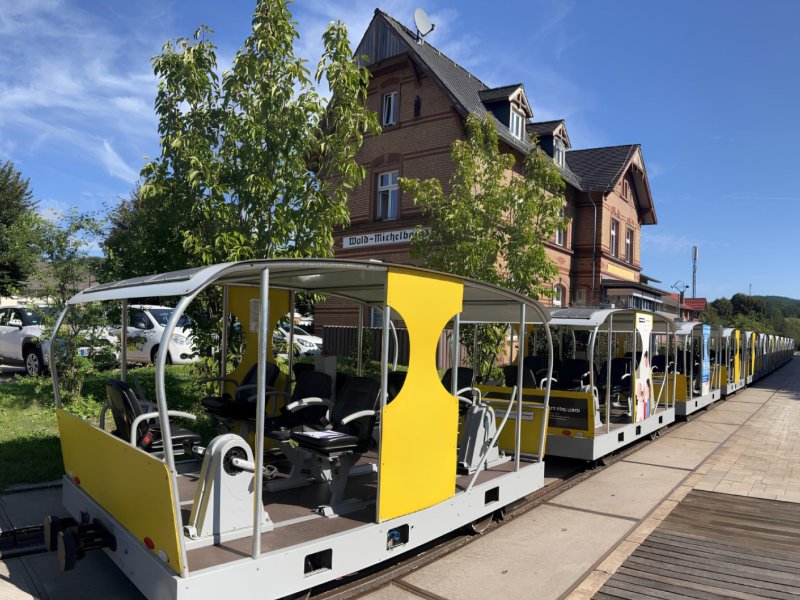 Solardraisine Überwaldbahn - Bahnhof