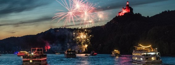 Rhein in Flammen vor der Marksburg ©Koblenz-Touristik GmbH / Dominik Ketz
