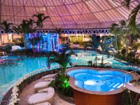 Die Re-flexion Sauna zieht alle Blicke auf sich