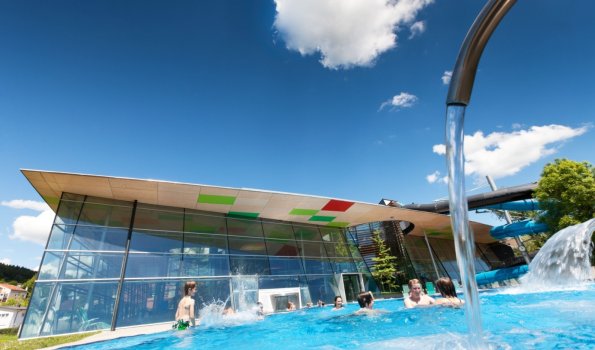 TuWass Freizeit Thermalbad aussen
