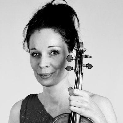 Angela Rossel an der Violine