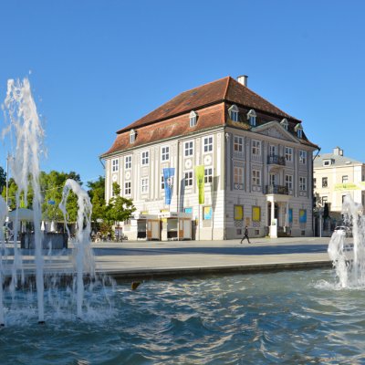 Zumsteinhaus und Kempten-Museum Das denkmalgeschützte Zumsteinhaus beherbergt das ausgezeichnete Museum zur Stadtgeschichte Kemptens.