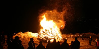 Jedes Jahr am Samstag oder Sonntag nach Fasching zünden wir unseren eigenen Funken an.