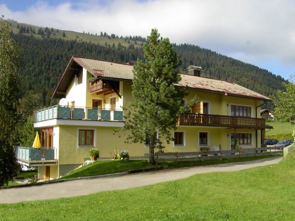Haus-alpenblick oberjoch ferienwohnung-hausansichtl