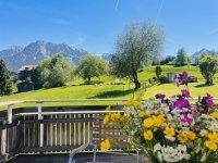 Westbalkon_Blick in die Berge