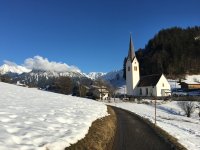 Nachbarschaft in Tiefenbach