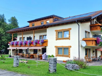 Haus Luise im Sommer