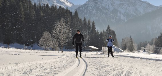 Märchenhafte Winter und traumhafte Loipenverhältnisse für Langläufer und die, die das Langlaufen noch für sich entdecken wollen. Freestyle oder klassisch, alles ist in Unterjoch möglich.
