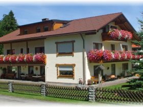 Haus Luise im Sommer