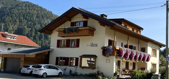 Haus Luise im Sommer