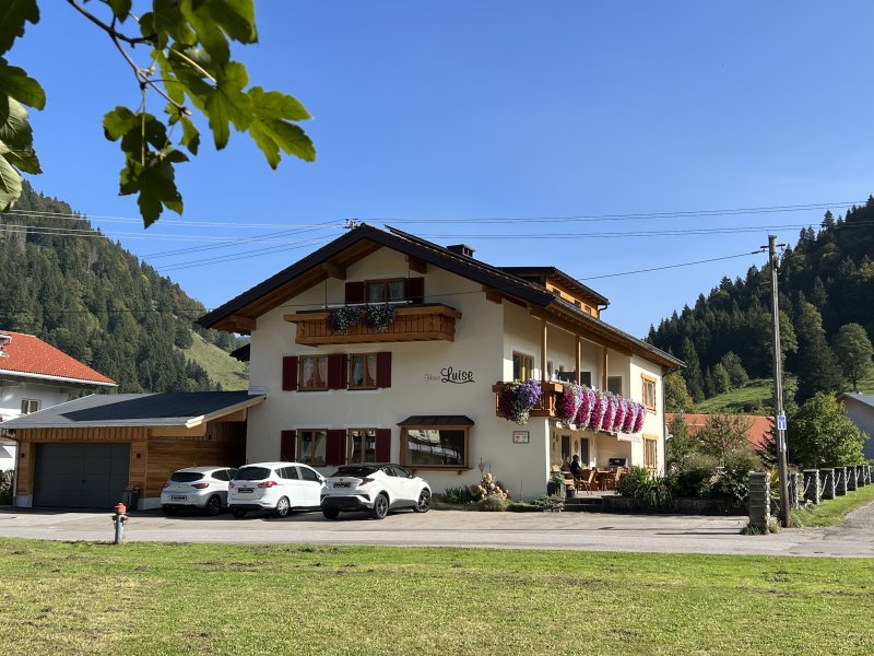 Haus Luise im Sommer