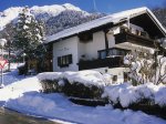 Haus unterm First mit Blick auf Rubihorn