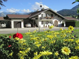 Unser Haus im Sommer