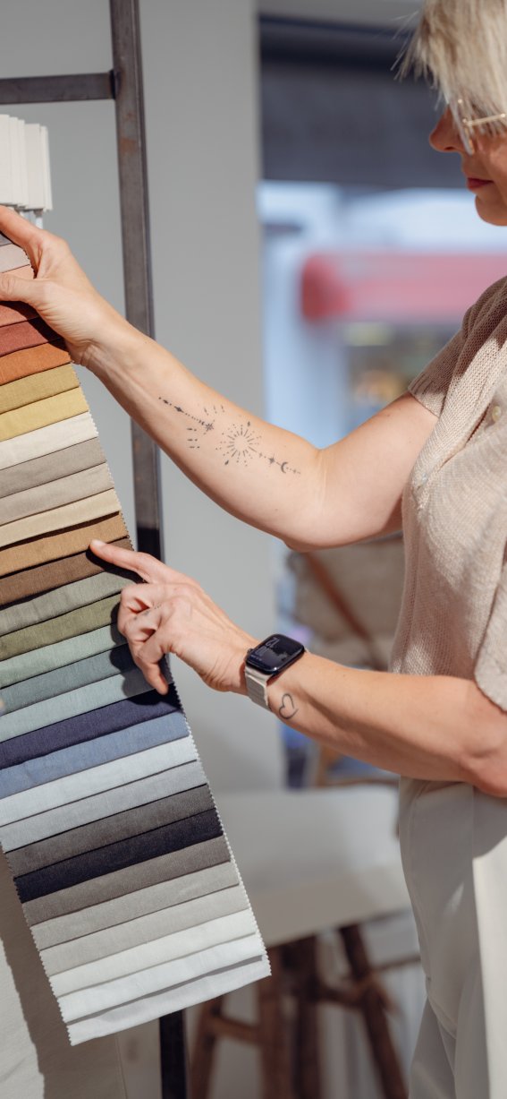 Stoffe, Farben und feine Details