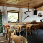 Stube mit Kamin Unser Kamin heizt im Winter unsere Stube so richtig ein.