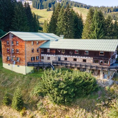Das Hörnerhaus im Allgäu ist auch für Gruppen, Tagungen und große Familien geeignet.