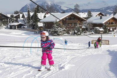 Die Kinder sind im Skigebiet Bolsterlang gut aufgehoben - perfekt für einen Skiurlaub direkt an der Hörnerbahn Bolsterlang.
