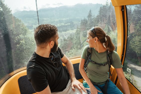 Aussicht auf der Bergfahrt genießen