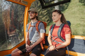 Auf geht's mit der Hörnerbahn Gemütliche Anreise zum Hörnerhaus mit der Hörnerbahn.
