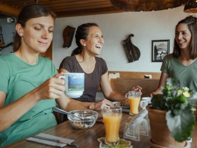 Im Hörnerhaus frühstückst Du dort, wo andere erst noch hinwollen.
