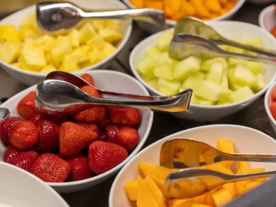 jeden Morgen erwartet Sie eine frische Auswahl an Obst