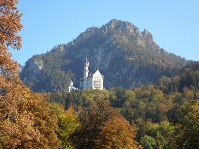 Das berühmte Märchenschloss von König Ludwig ist in jeder Jahreszeit beeindruckend.