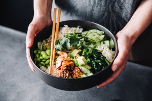 Bowl mit Lachs Januar