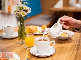 Frische Kuhmilch für unseren Kaffee