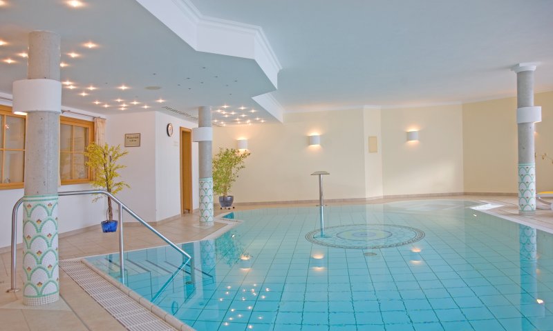 Das Hotel Birgsauer Hof Schwimmbad bietet Ihnen einen herrlichen Blick in die Berge.