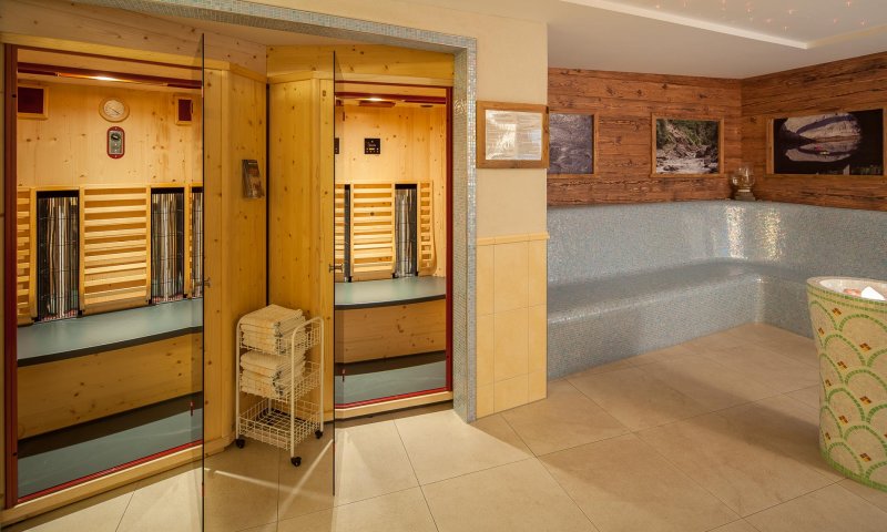 Infrarotwärme sorgt für ein angenehmes Körpergefühl - ein entspanntes Extra im Wellnessbereich des Hotel mit Sauna und Pool.