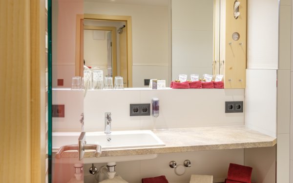 Badezimmer im DZ