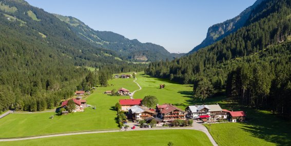 Das Stillachtal lädt in unendliche Weiten der Allgäuer Alpen ein. Wunderschöne Bergerlebnisse, traumhafte Landschaften und Erholung erwartet Sie hier.