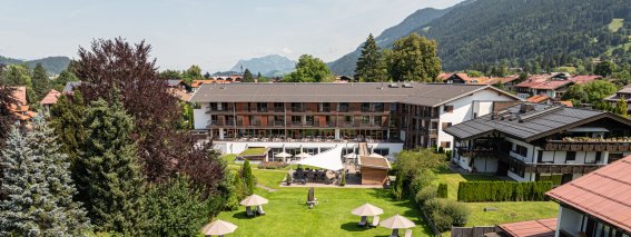 Sommerzeit - Hotel Exquisit & Gartenblick