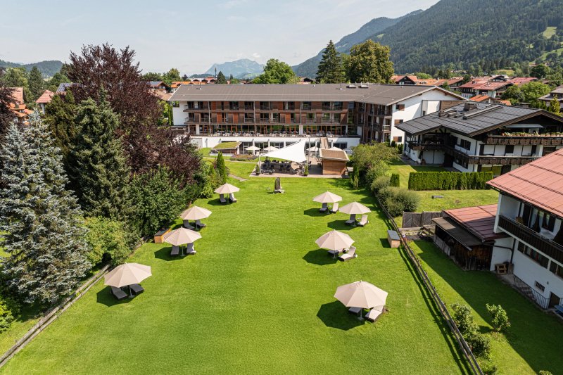 Hotel Exquisit und Gartenanlage