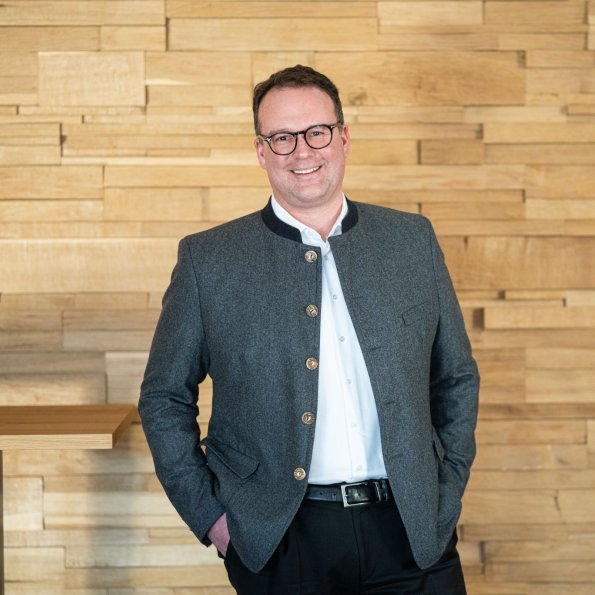 Nikolaus Jäger Direktor